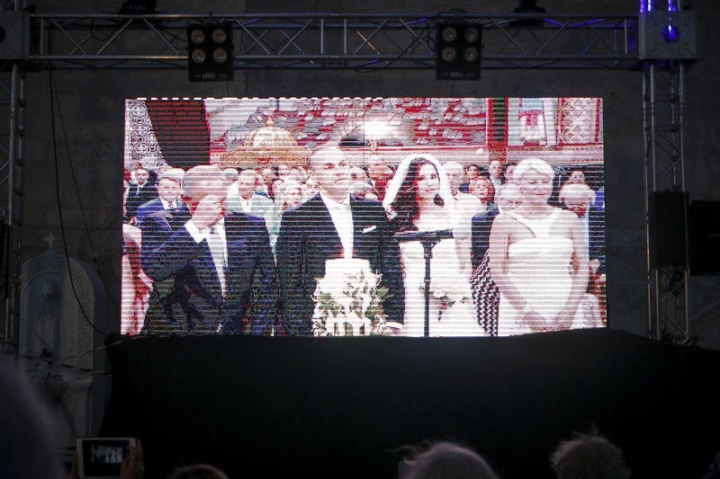 Ο Κώστας Καραμανλής πάντρεψε τον δήμαρχο Γλυφάδας με την κόρη του Ντογιάκου (εικόνες)